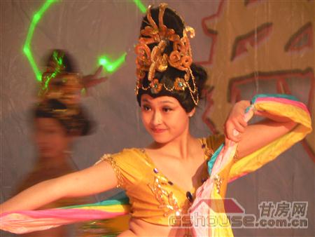 http://www.celebwallpapers.net/UploadFile/20108249822205.jpg